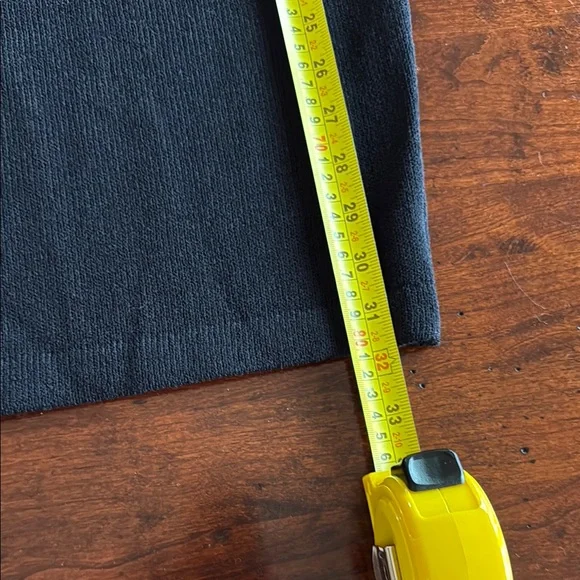 St John knit, excellent condition, great capsule wardrobe piece. - Picture 5 of 9